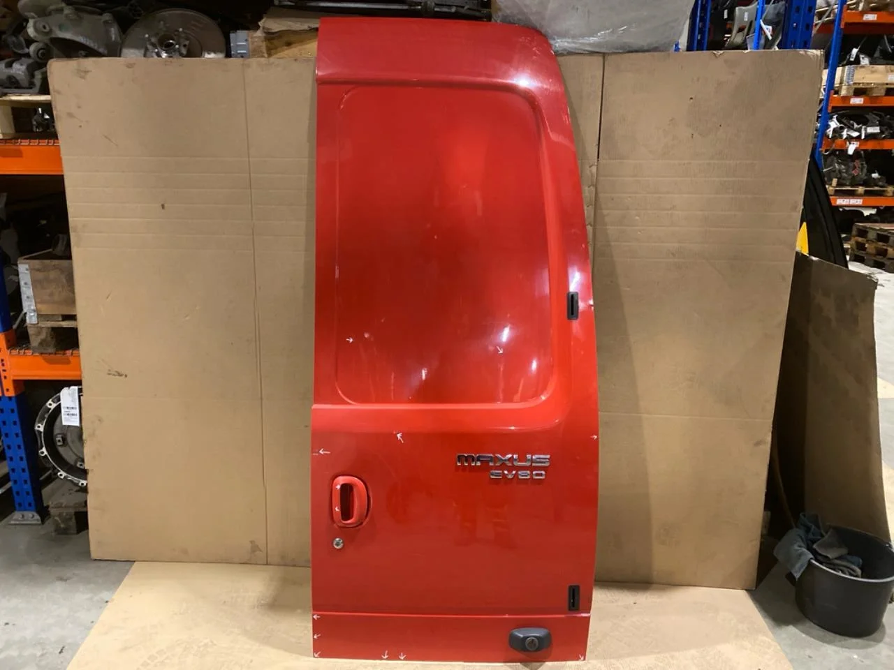 Maxus EV80 2019-> Van rear door, right