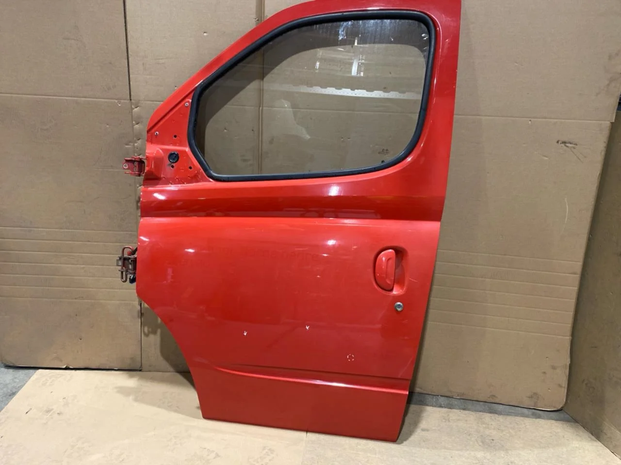 Maxus EV80 2019-> Ajtó, 4 ajtós, első, bal