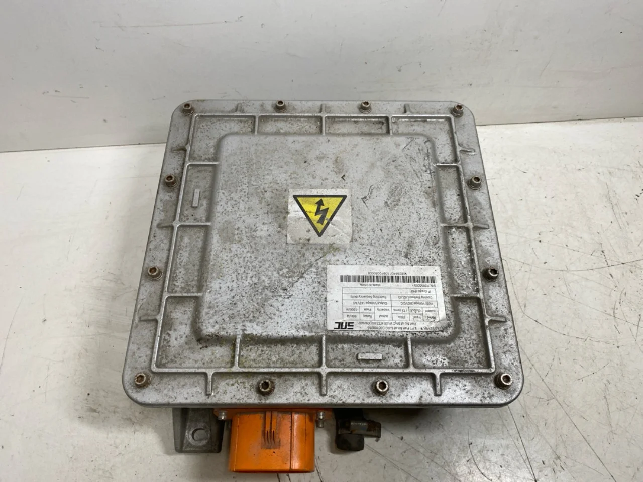 Maxus EV80 2019-> Inverter, 12-220V