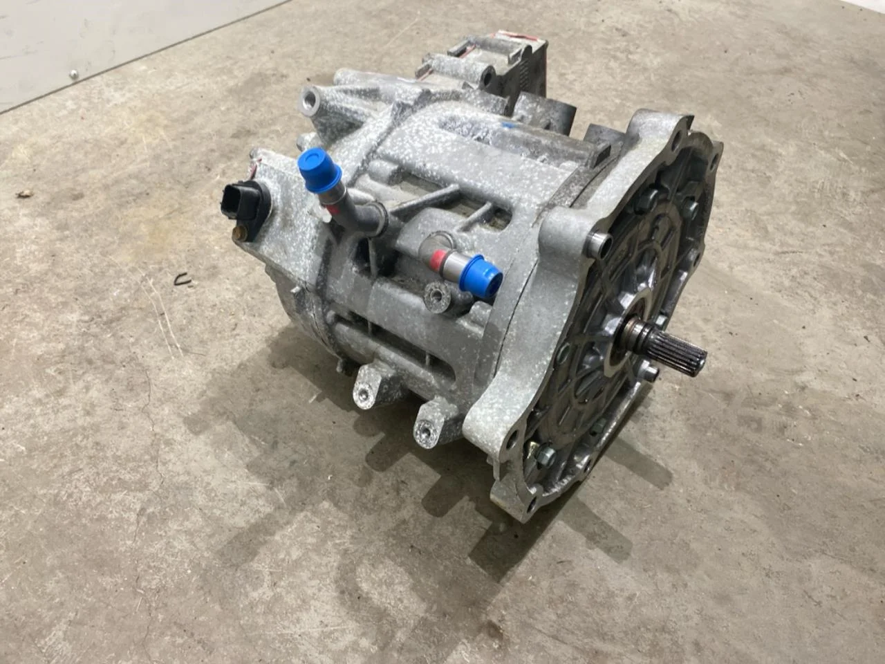 Hyundai IONIQ AE 2017-22 Front electric motor view 3