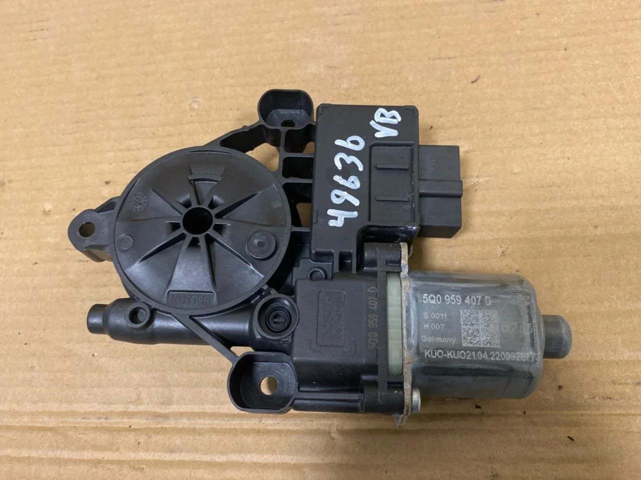 Volkswagen ID.3 2021- Ablakemelő motor