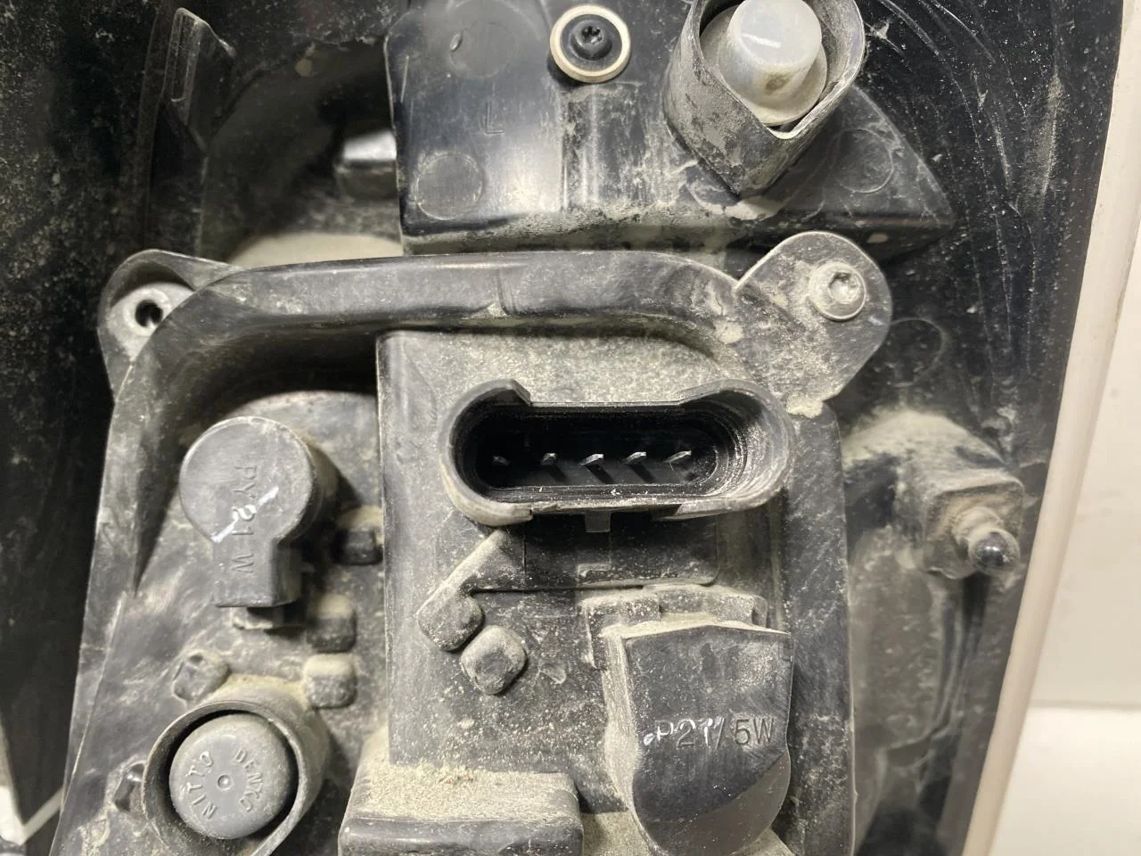 Fiat 500 2007->>24 Lampă spate stânga vedere 4