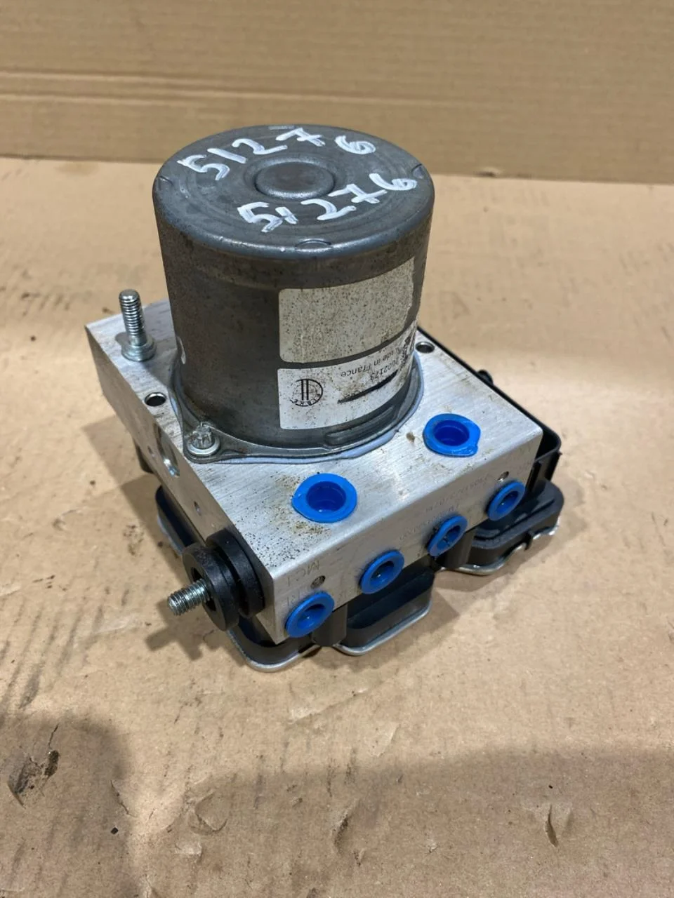 Fisker OCEAN ABS hydraulic unit view 2
