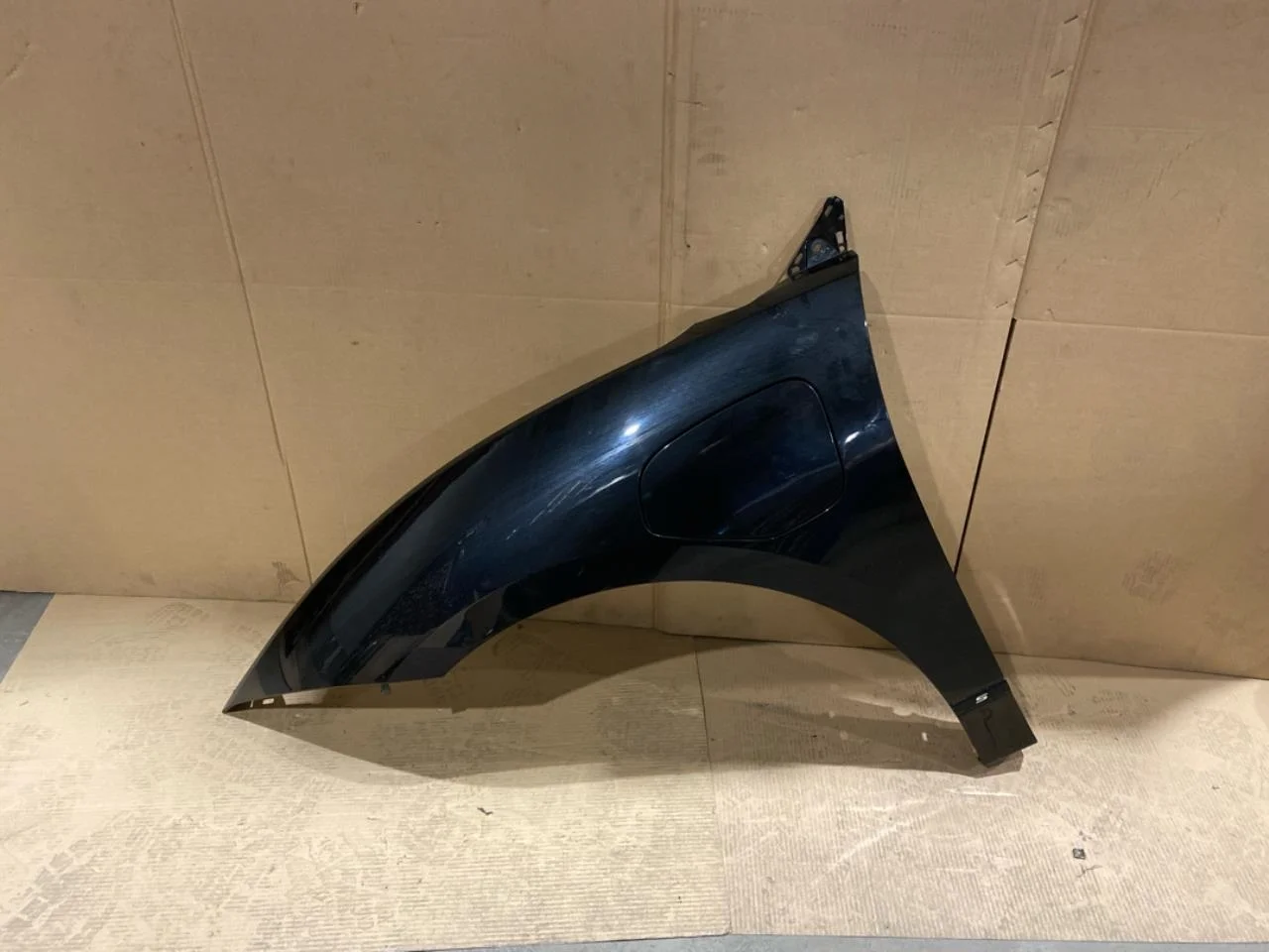 Jaguar I-PACE 2018- Front left fender