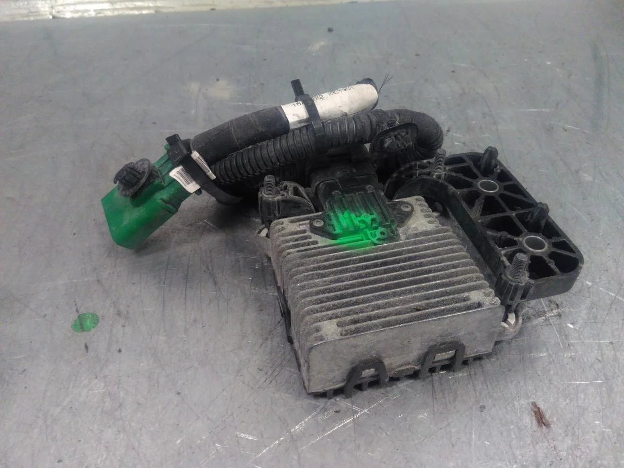 Citroen C4/E-C4 C4X/E-C4X 21->> Tempomat (adaptív) érzékelő nézet 3