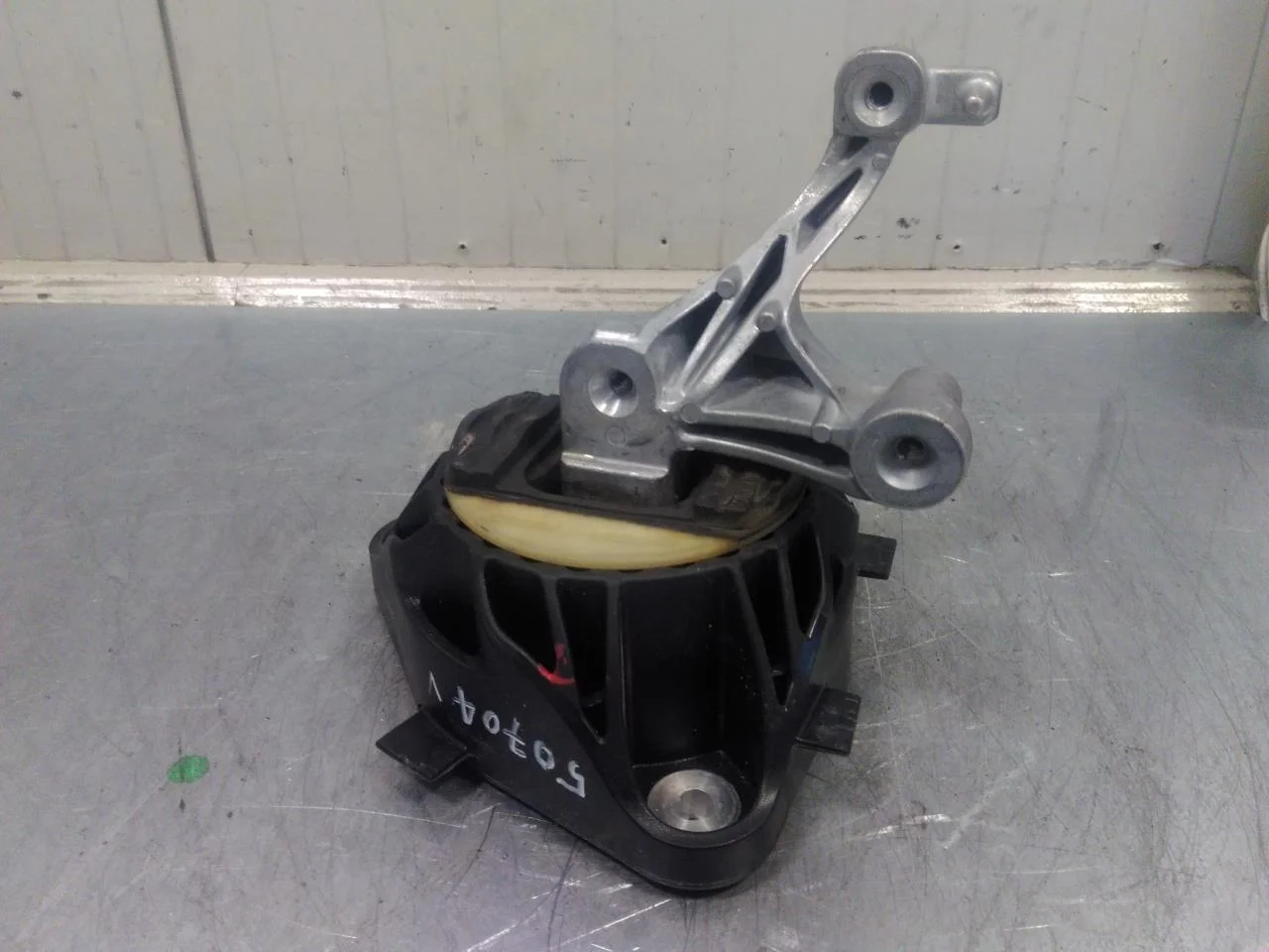 Mercedes EQS SUV X296 2022- Suport motor, oțel / aluminiu