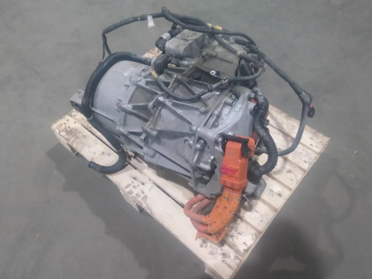Tesla MODEL Y 2021- Rear electric motor view 2