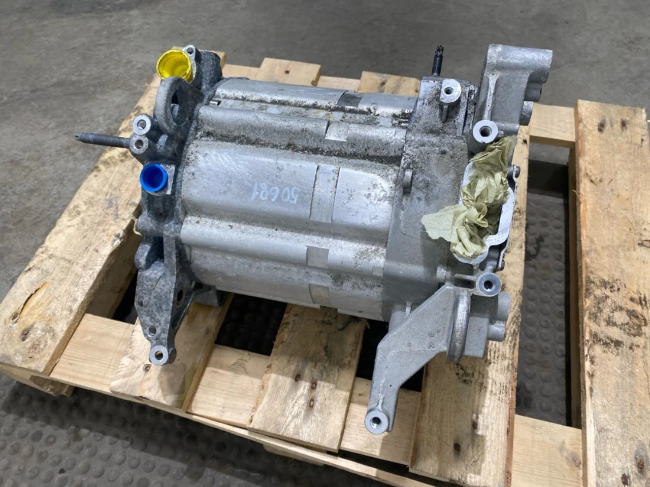Opel / Vauxhall VIVARO 2020- Elektromos motor, első nézet 3