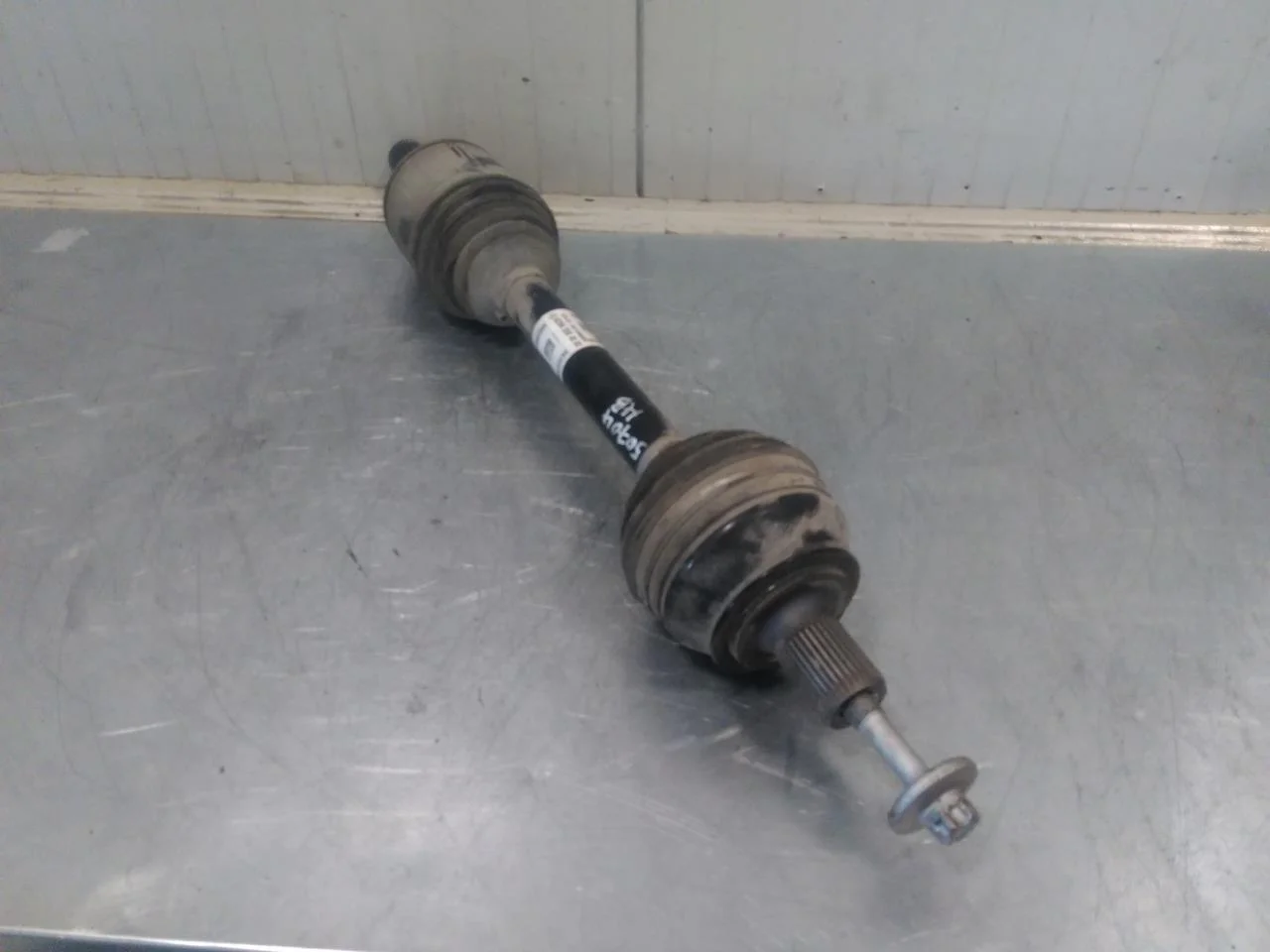 Mercedes EQS SUV X296 2022- Rear right driveshaft view 3