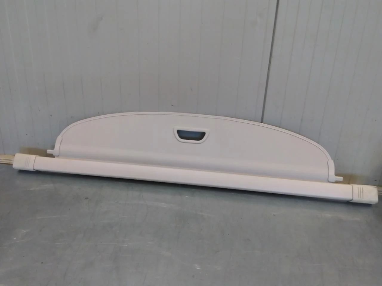 Mercedes EQS SUV X296 2022- Roller blind / sunshade, cargo area