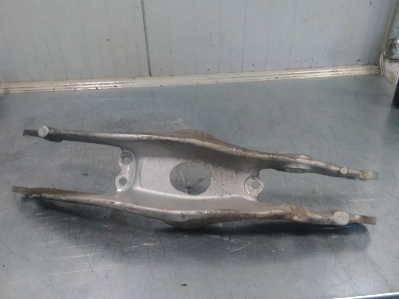 Mercedes EQS SUV X296 2022- Control arm, rear right view 2