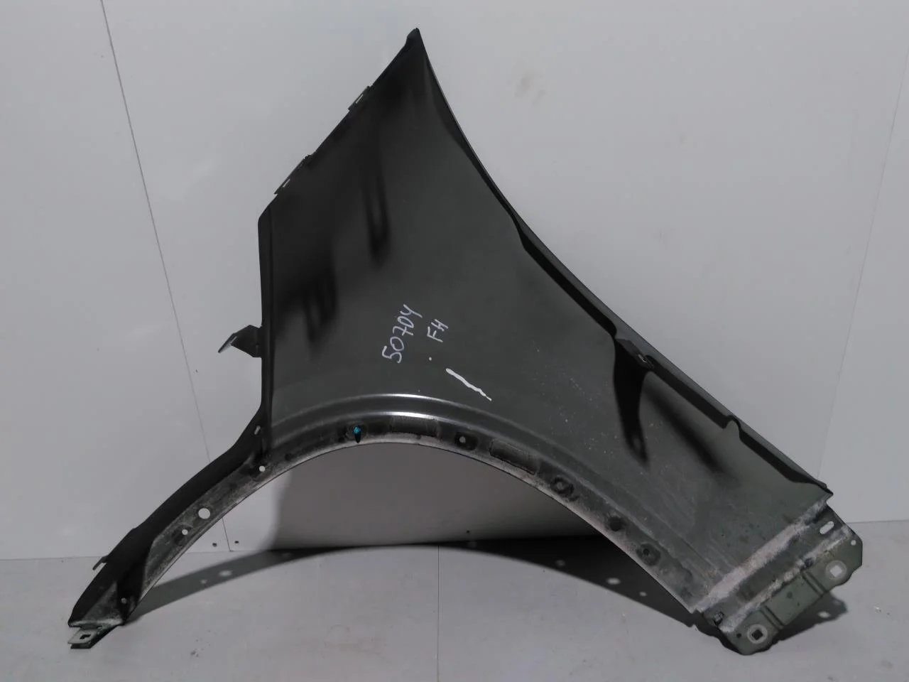 Mercedes EQS SUV X296 2022- Front right fender view 3