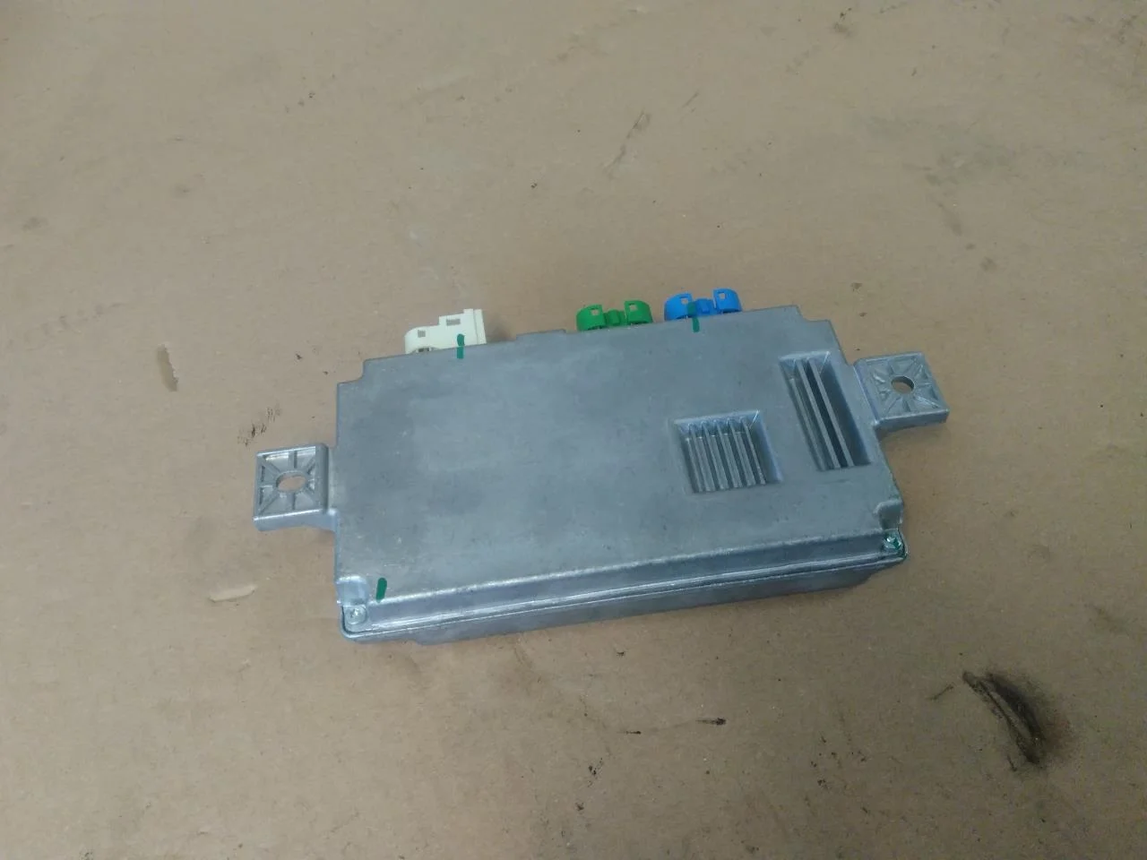Mercedes V W447//W640/W448 2014- Control unit, other view 2