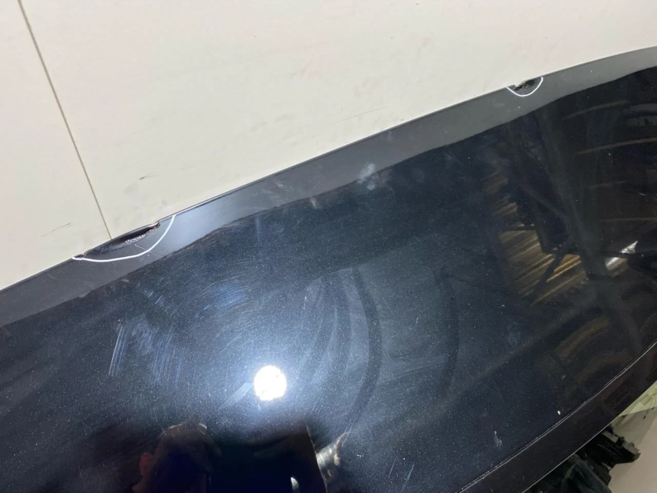 Hongqi E-HS9 2022- Tailgate, estate view 2