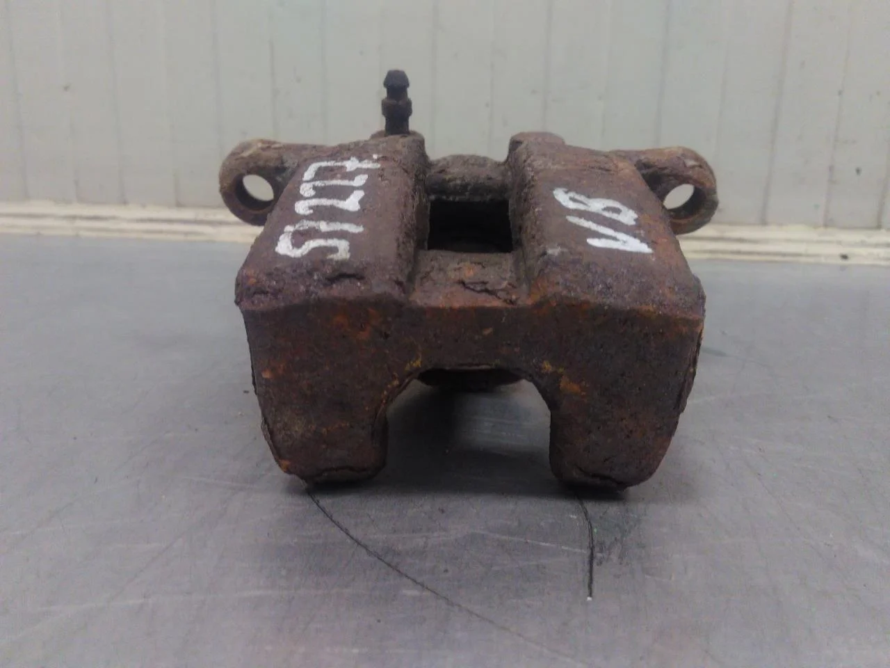 Nissan LEAF 2011-17 Rear left brake caliper
