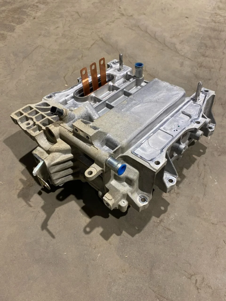 Nissan LEAF 2017-24 Inverter, 12-220V