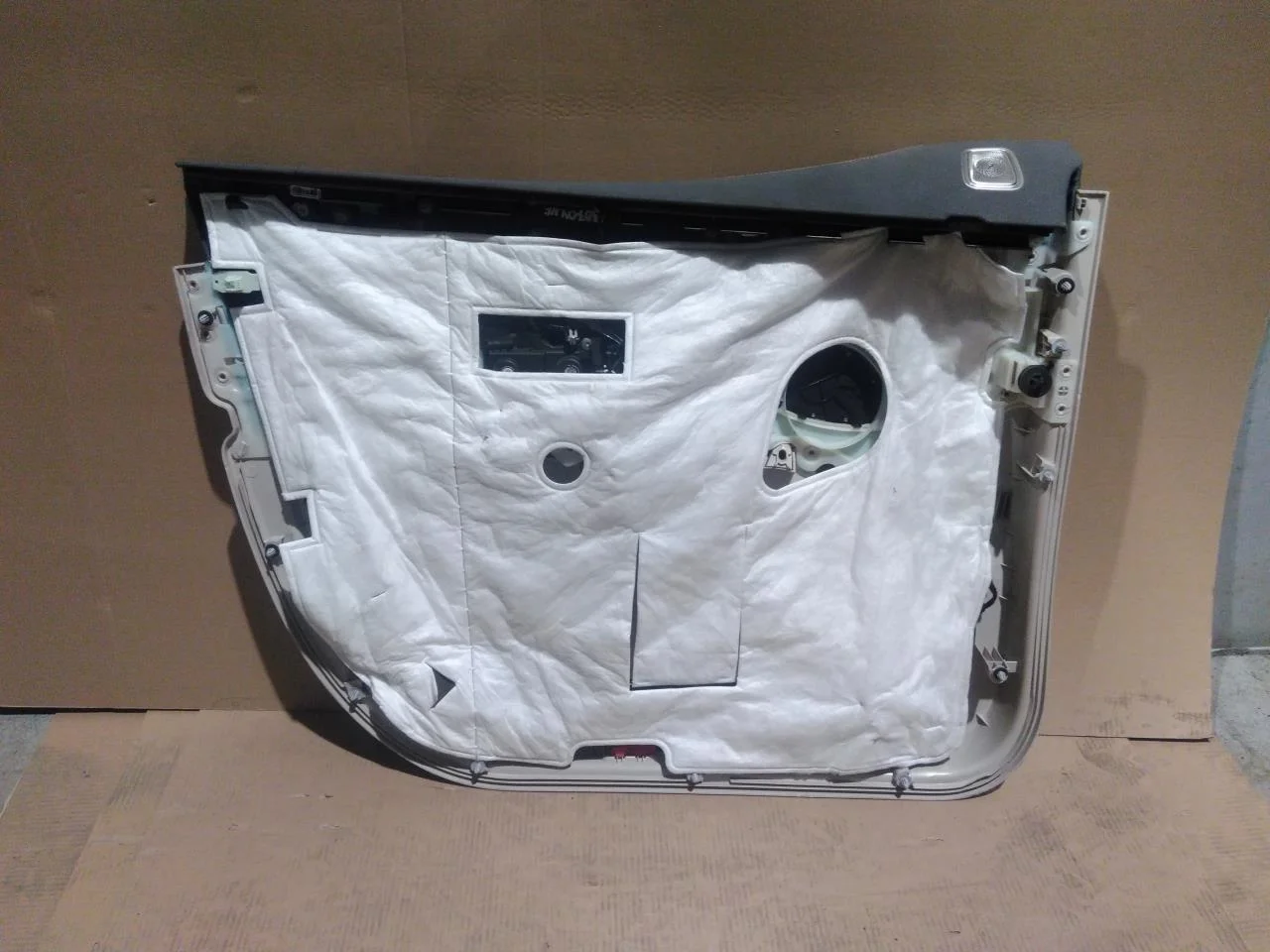 Mercedes EQS SUV X296 2022- Door trim panel, right view 3