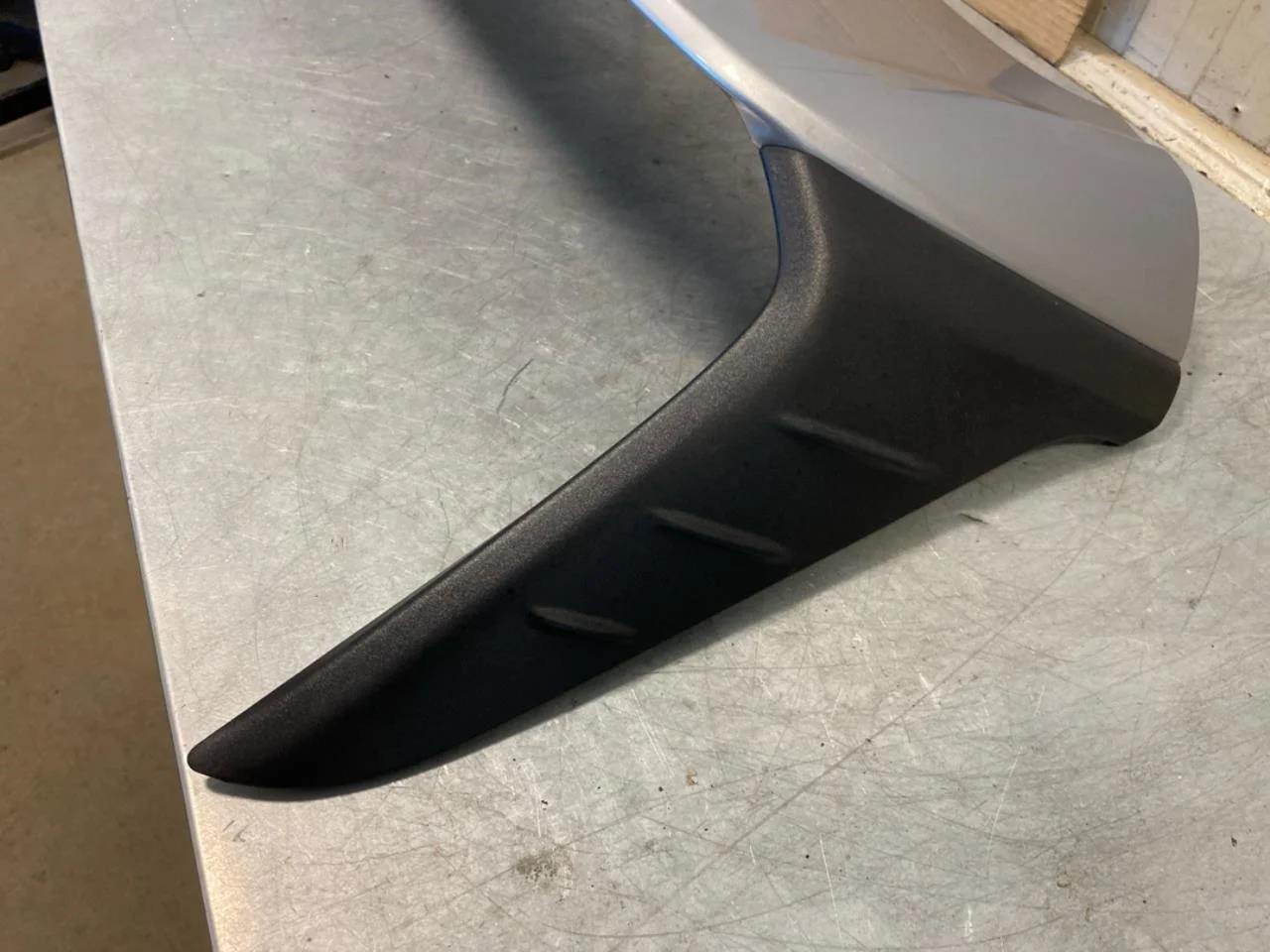 Hyundai KONA / ELECTRIC 2018-23 Spoiler, tailgate view 3