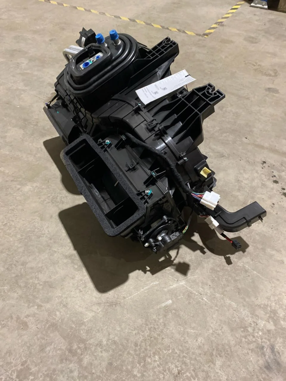 Fisker OCEAN Heater matrix, without air conditioning view 4