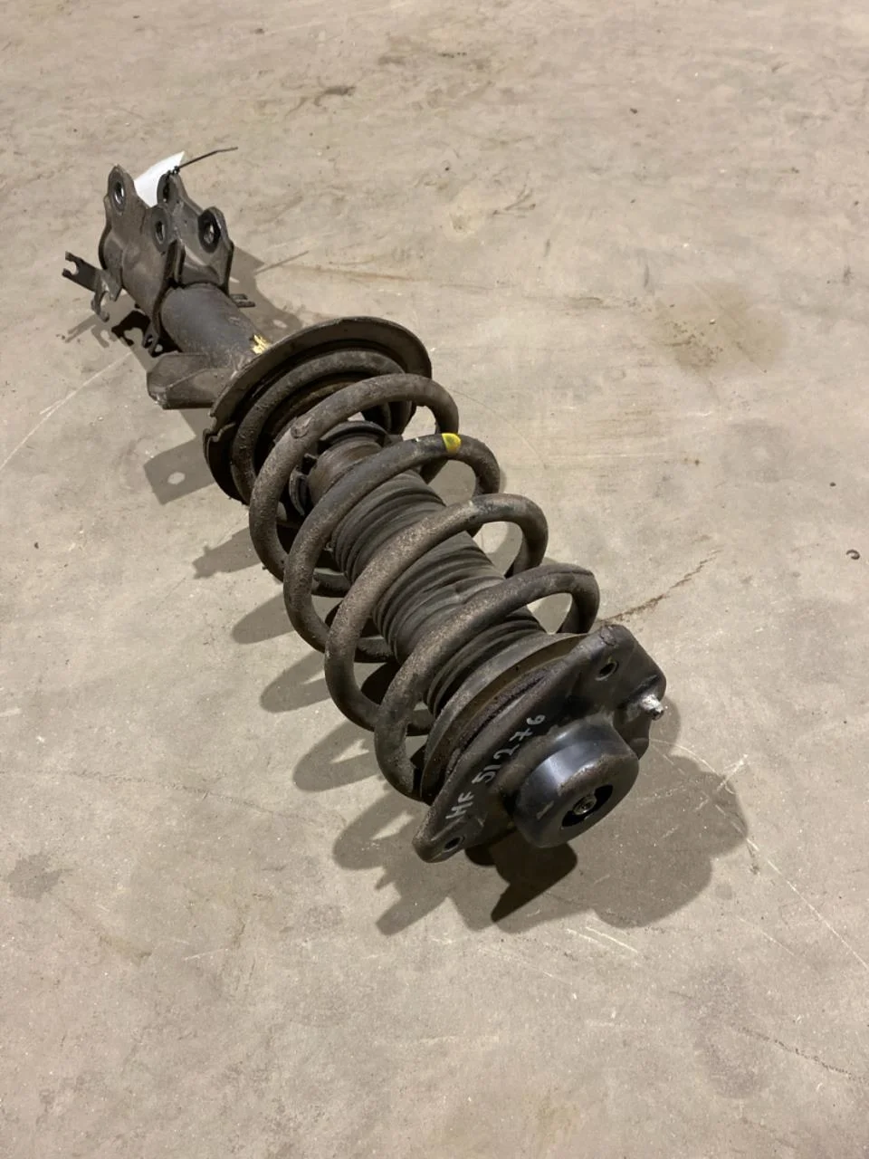 Fisker OCEAN Strut assembly, front right view 3