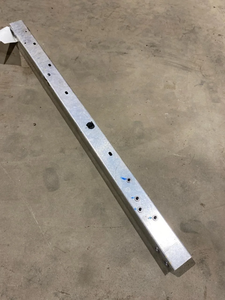 Fisker OCEAN Front panel, lower view 2