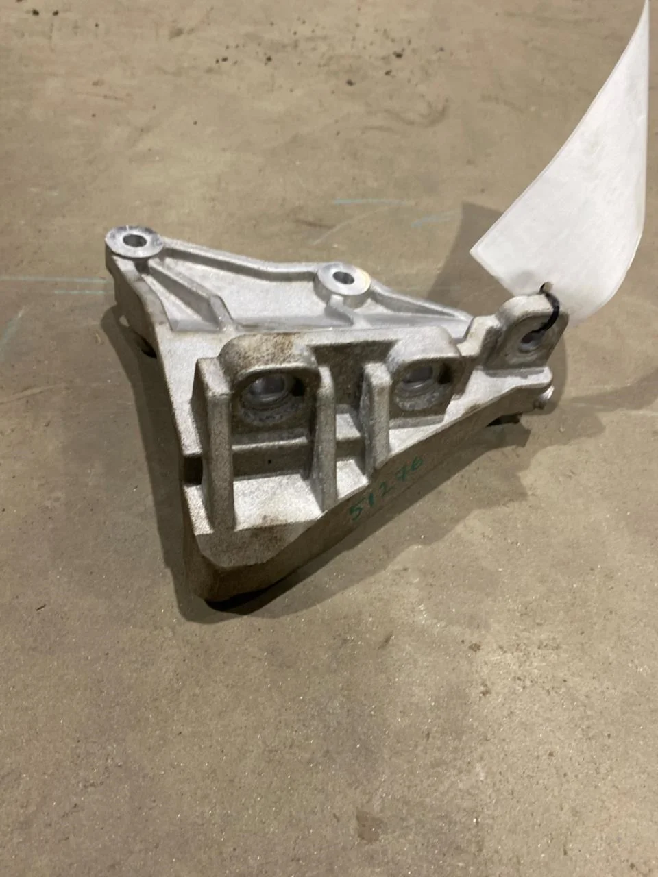 Fisker OCEAN Engine mount, steel / aluminum view 2
