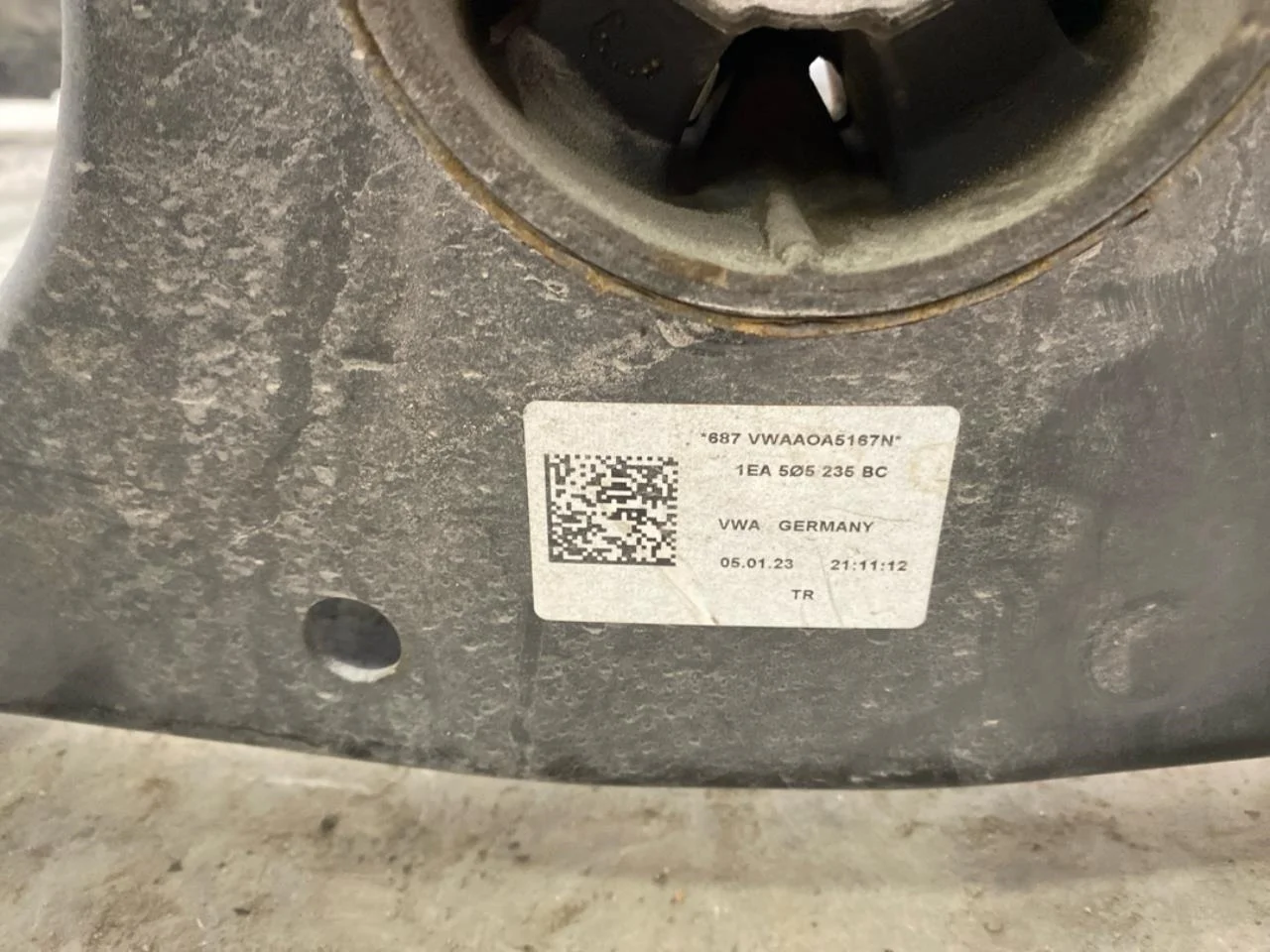 Volkswagen ID.3 2021- Rear axle crossmember / subframe view 2