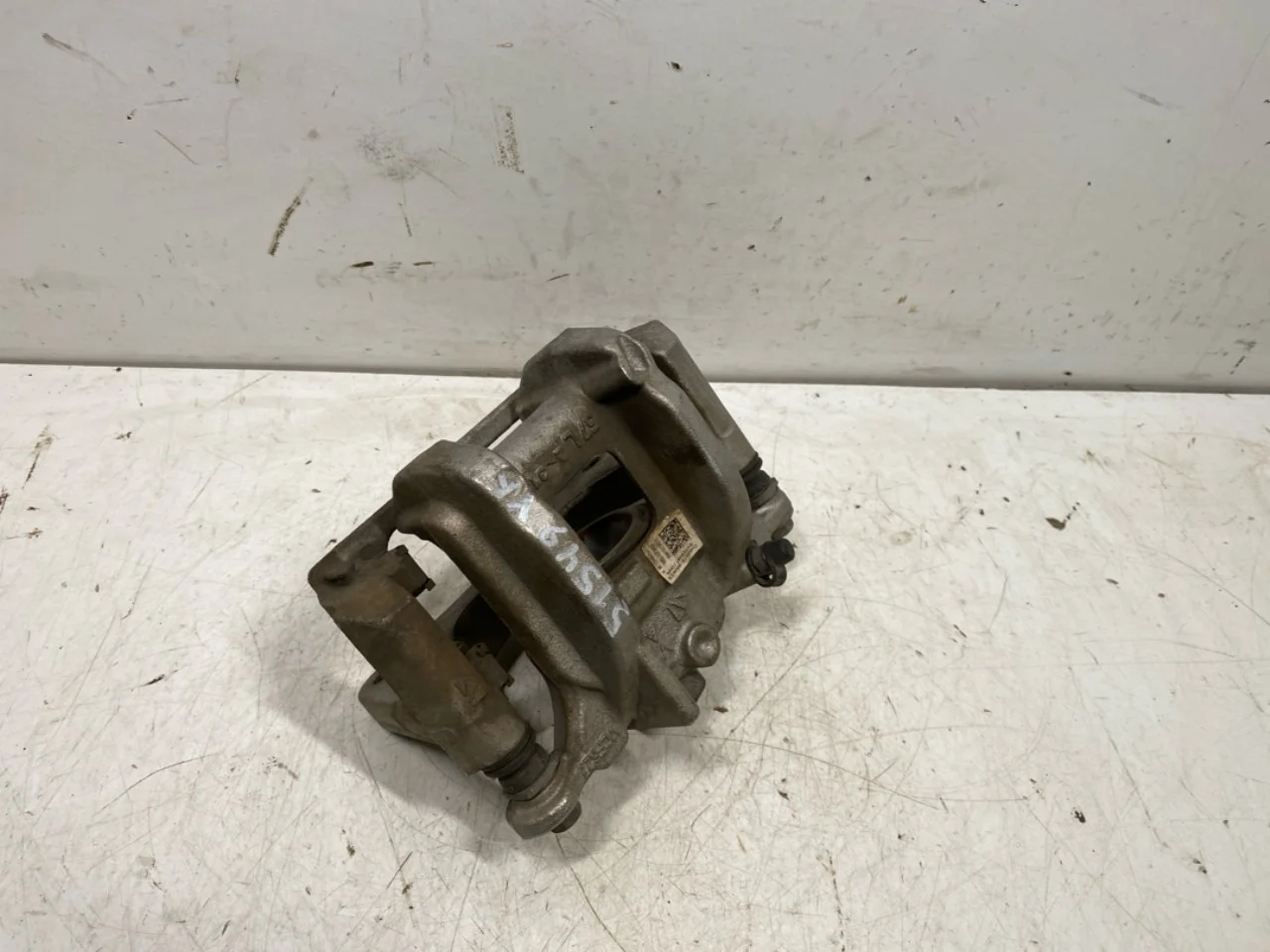 Volkswagen ID.3 2021- Féknyereg, első, bal nézet 3