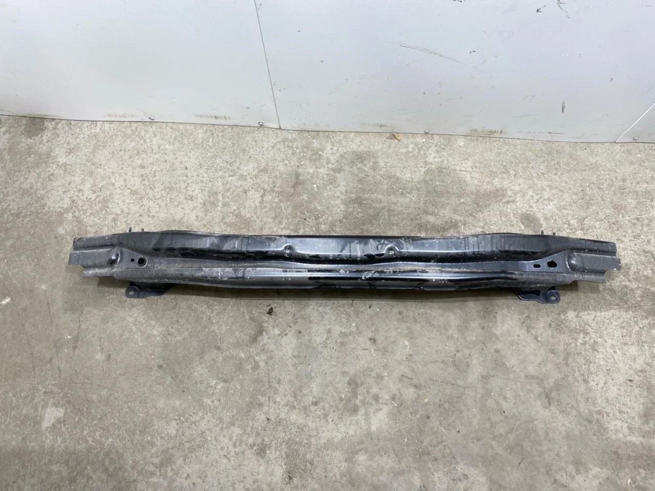 Volkswagen ID.3 2021- Bumper reinforcement beam, rear