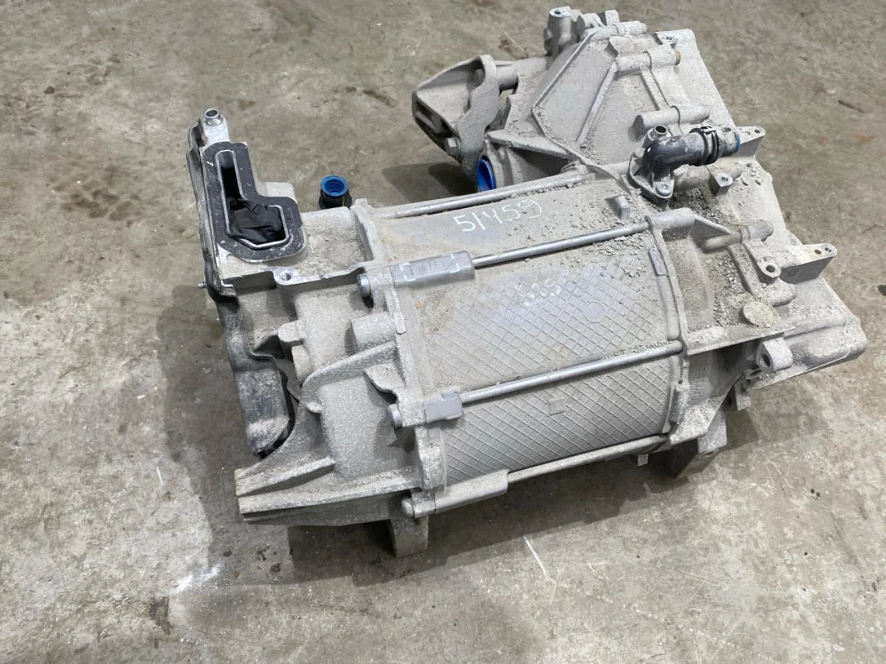 Volkswagen ID.3 2021- Rear electric motor view 3