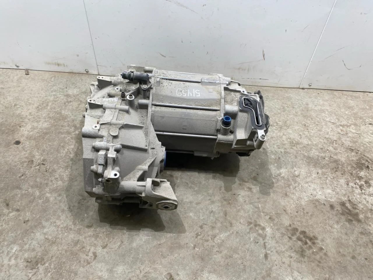 Volkswagen ID.3 2021- Rear electric motor view 4