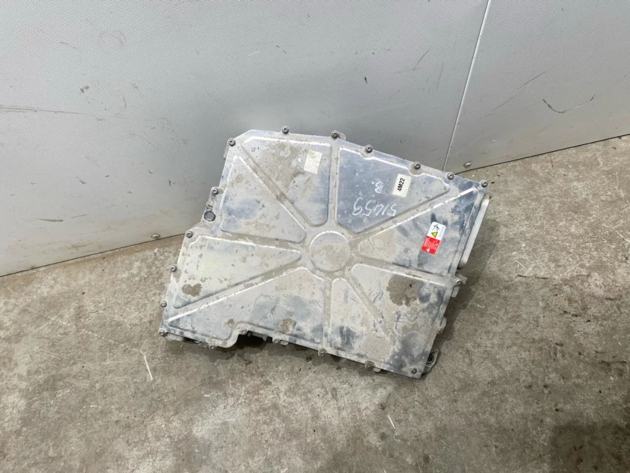 Volkswagen ID.3 2021- Invertor, 12-220V vedere 4