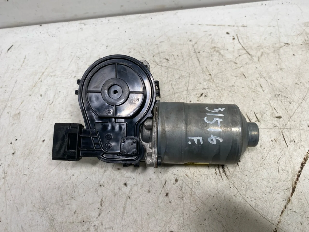 Kia EV6 2022- Ablaktörlő motor, szélvédő nézet 4