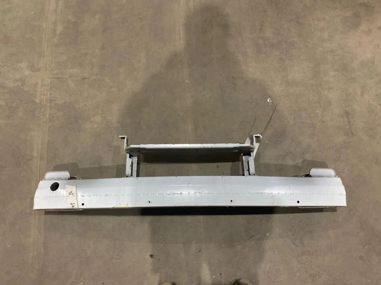 Maxus E-DELIVER9 2022- Bumper reinforcement beam, front