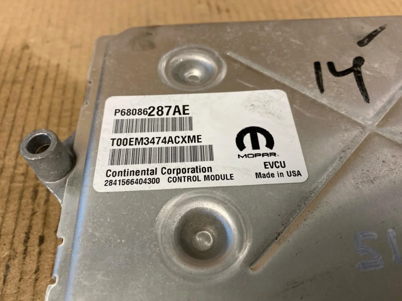 Fiat 500 2007->>24 Injection control unit, petrol view 4
