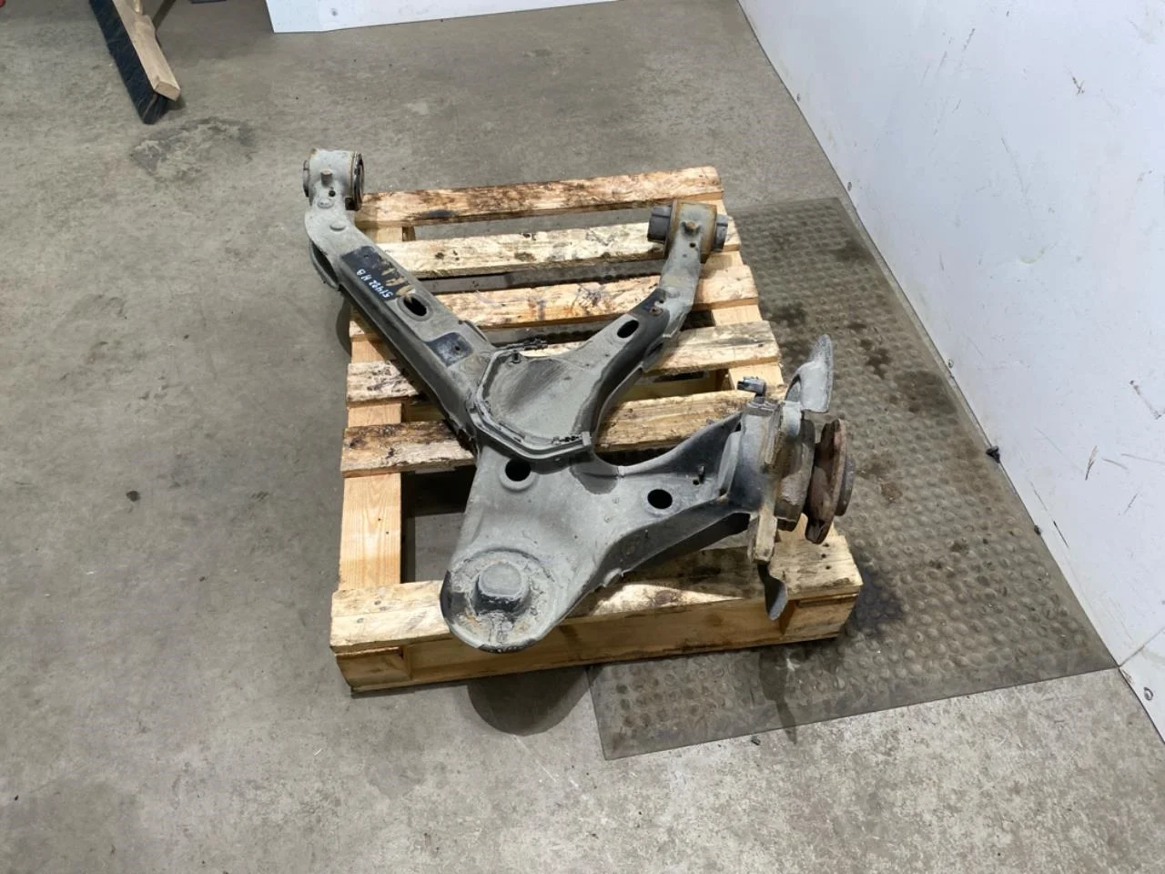 Opel / Vauxhall VIVARO 2020- Braț suspensie, dreapta spate vedere 2