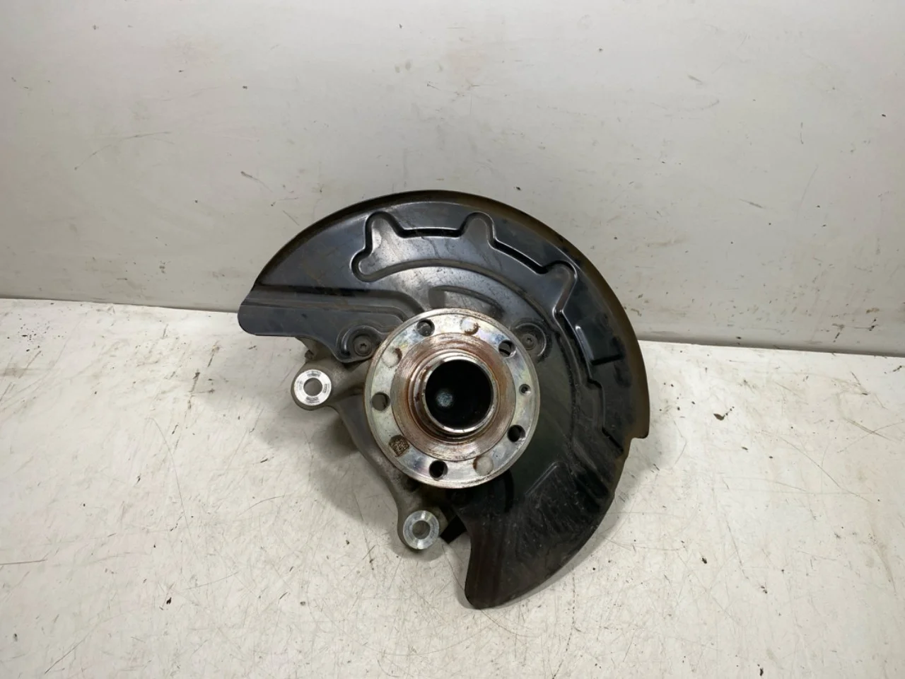 Volkswagen ID.3 2021- Csonkállvány, jobb első
