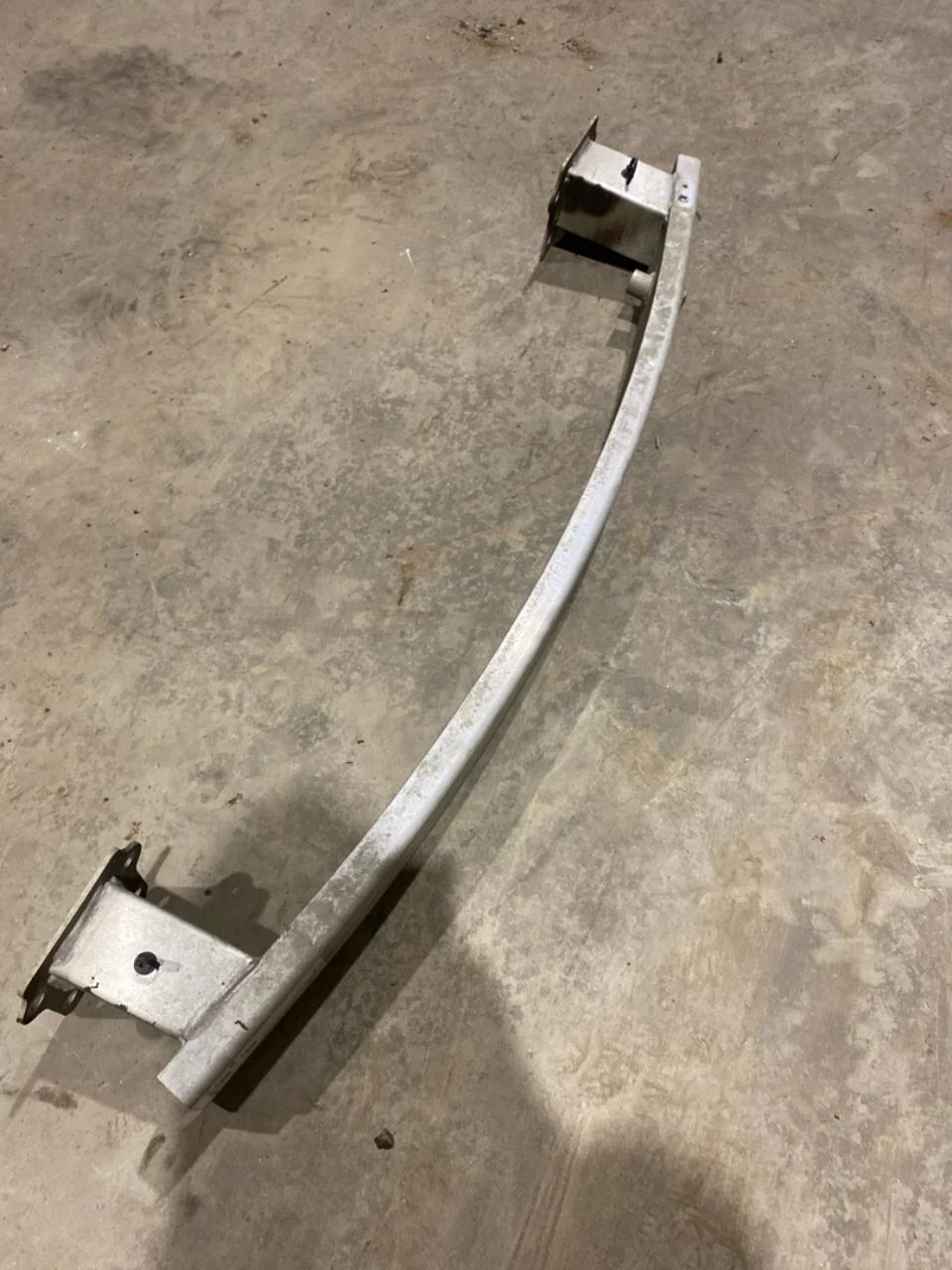 Mg MARVEL R 2022- Bumper reinforcement beam, rear view 2
