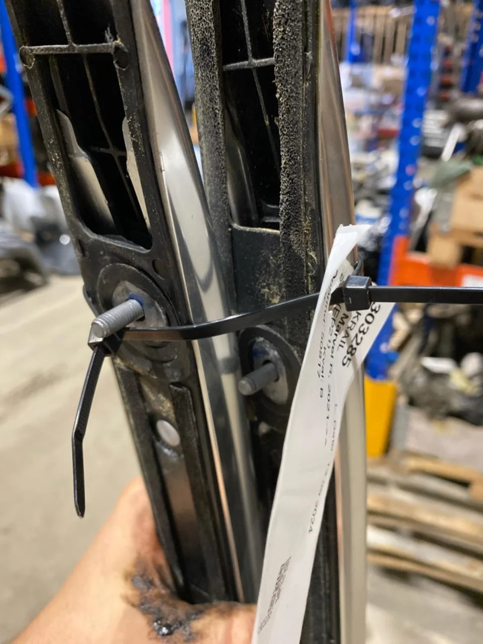 Mg MARVEL R 2022- Roof rail / roof rack view 3