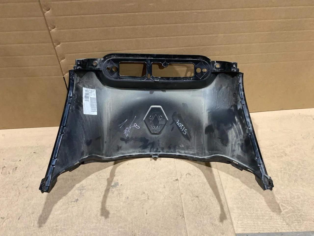 Renault TWIZY Rear bumper view 3
