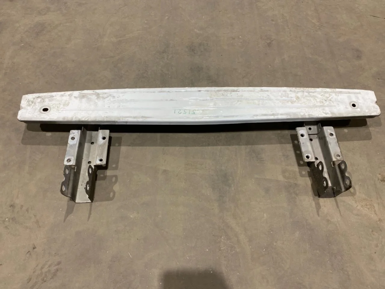 Maxus E-DELIVER9 2022- Bumper reinforcement beam, rear view 2