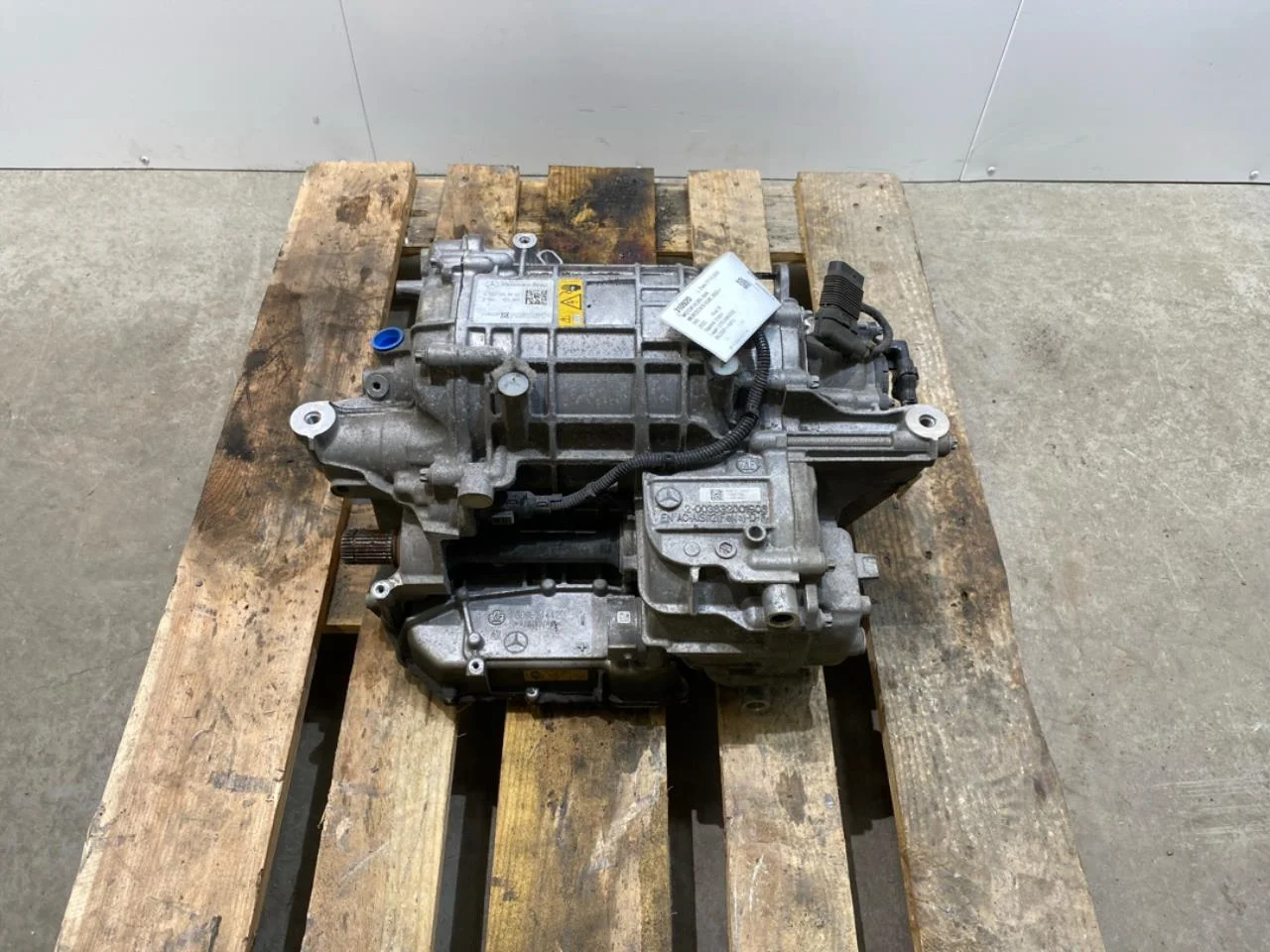 Mercedes EQB X243 2022- Elektromos motor, hátsó