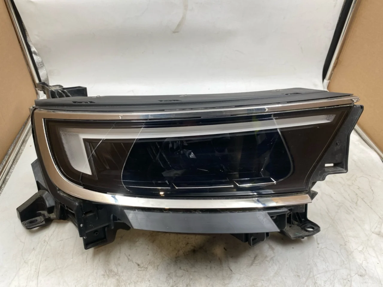 Opel / Vauxhall OPEL MOKKA 21 > Fényszóró, jobb