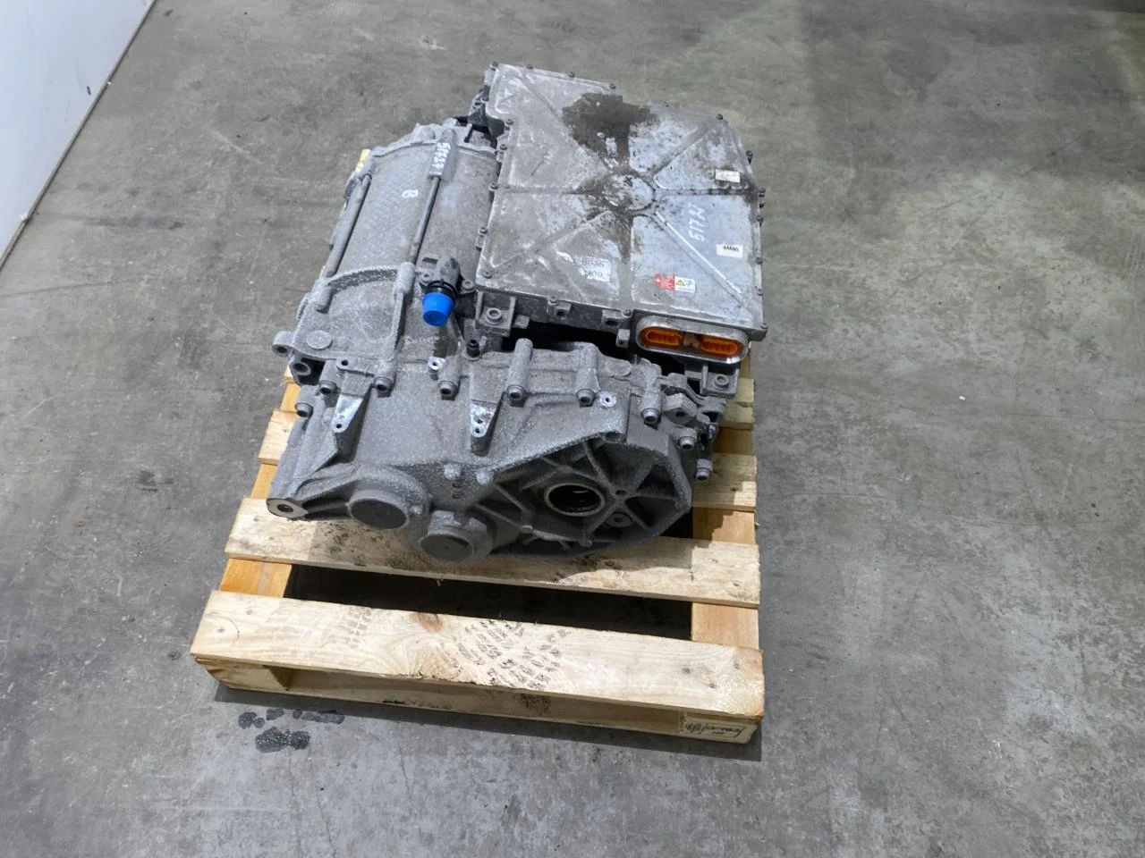 Skoda ENYAQ IV 2021- Elektromos motor, hátsó nézet 2