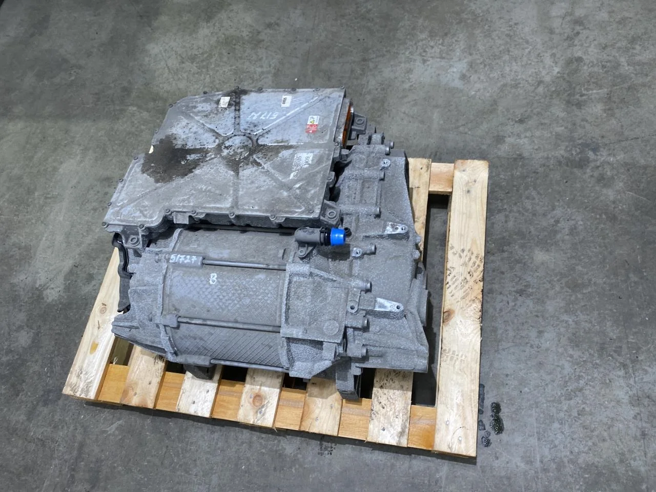 Skoda ENYAQ IV 2021- Elektromos motor, hátsó nézet 3