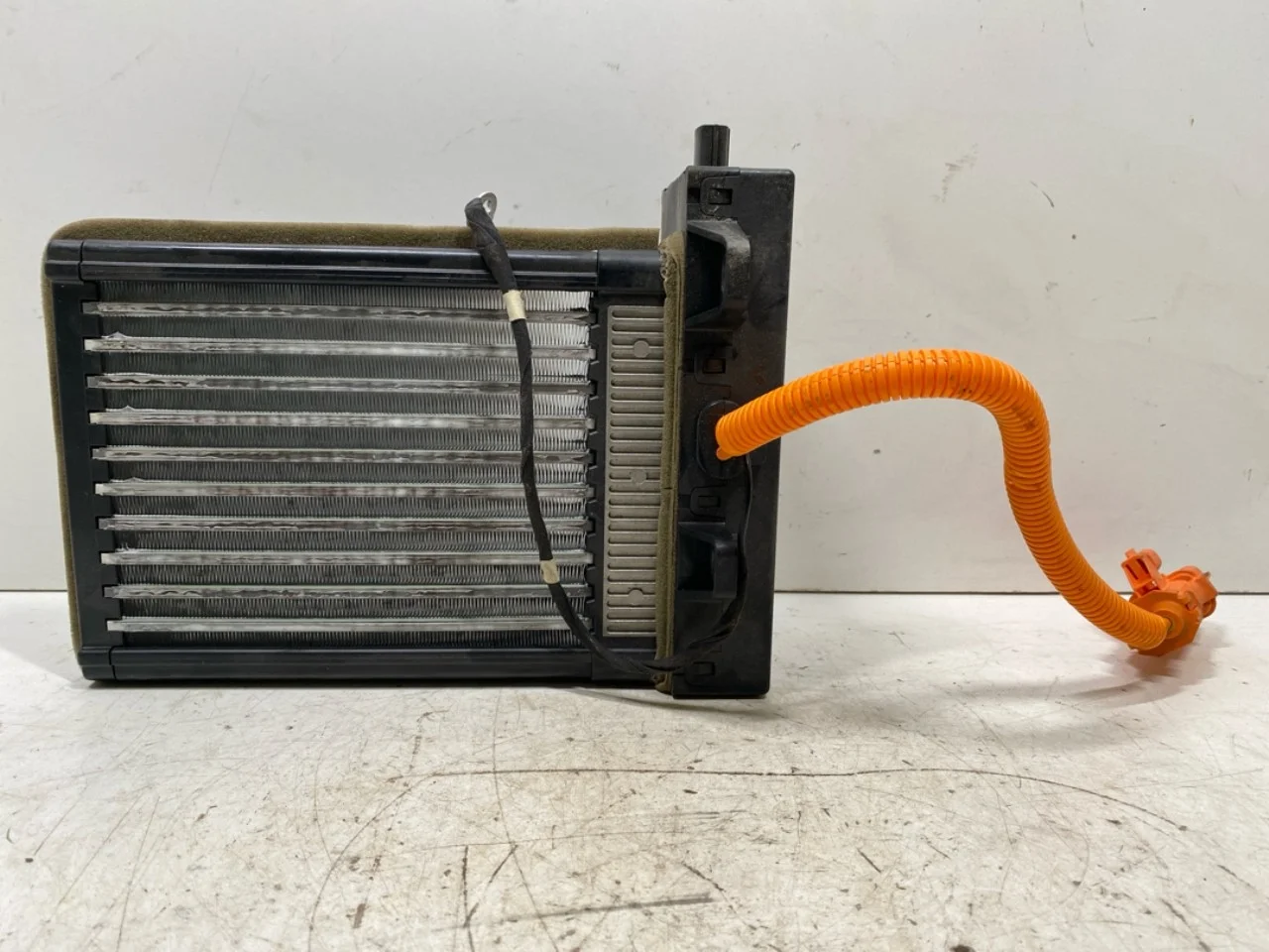 Mg MARVEL R 2022- Fűtőradiátor, elektromos