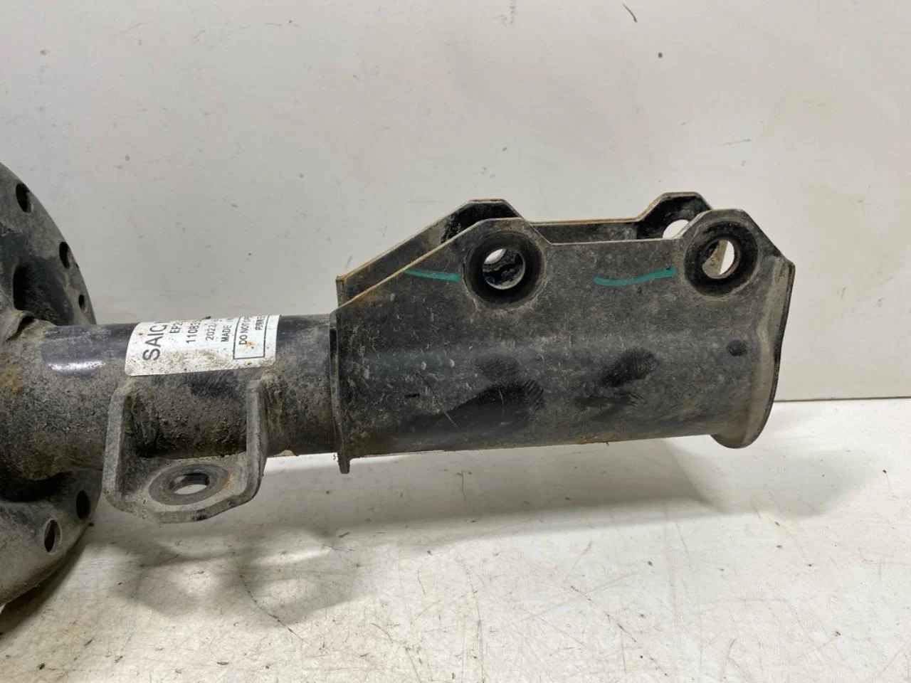 Mg MARVEL R 2022- Strut assembly, front left view 2