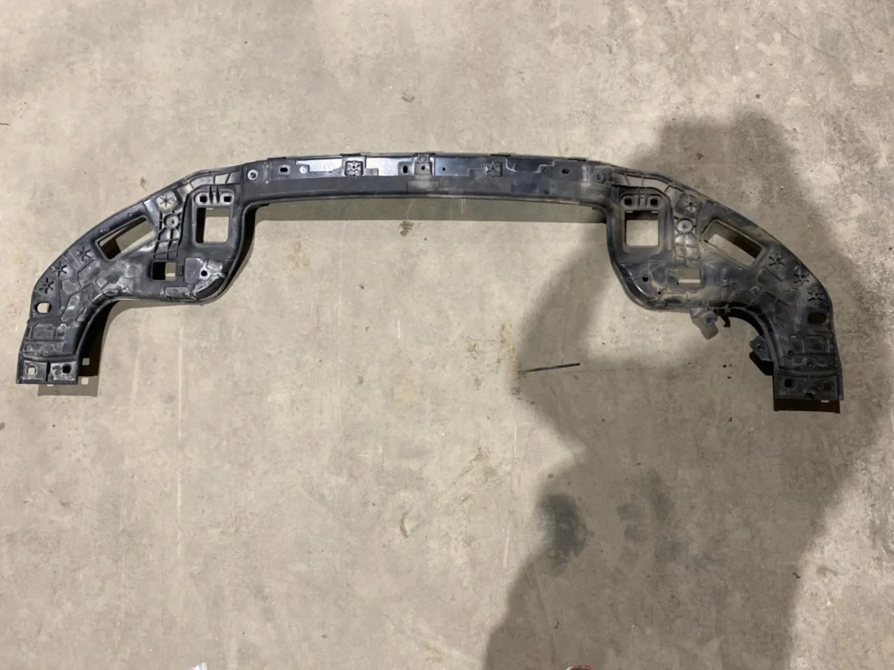 Jaguar I-PACE 2018- Upper front panel