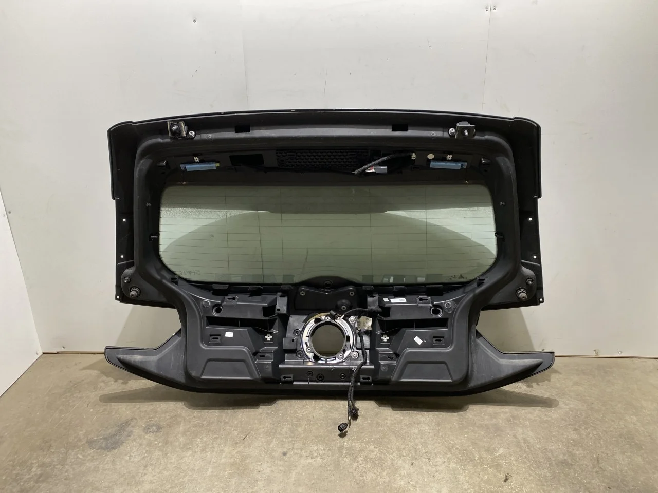Volkswagen ID.3 2021- Tailgate, estate view 3