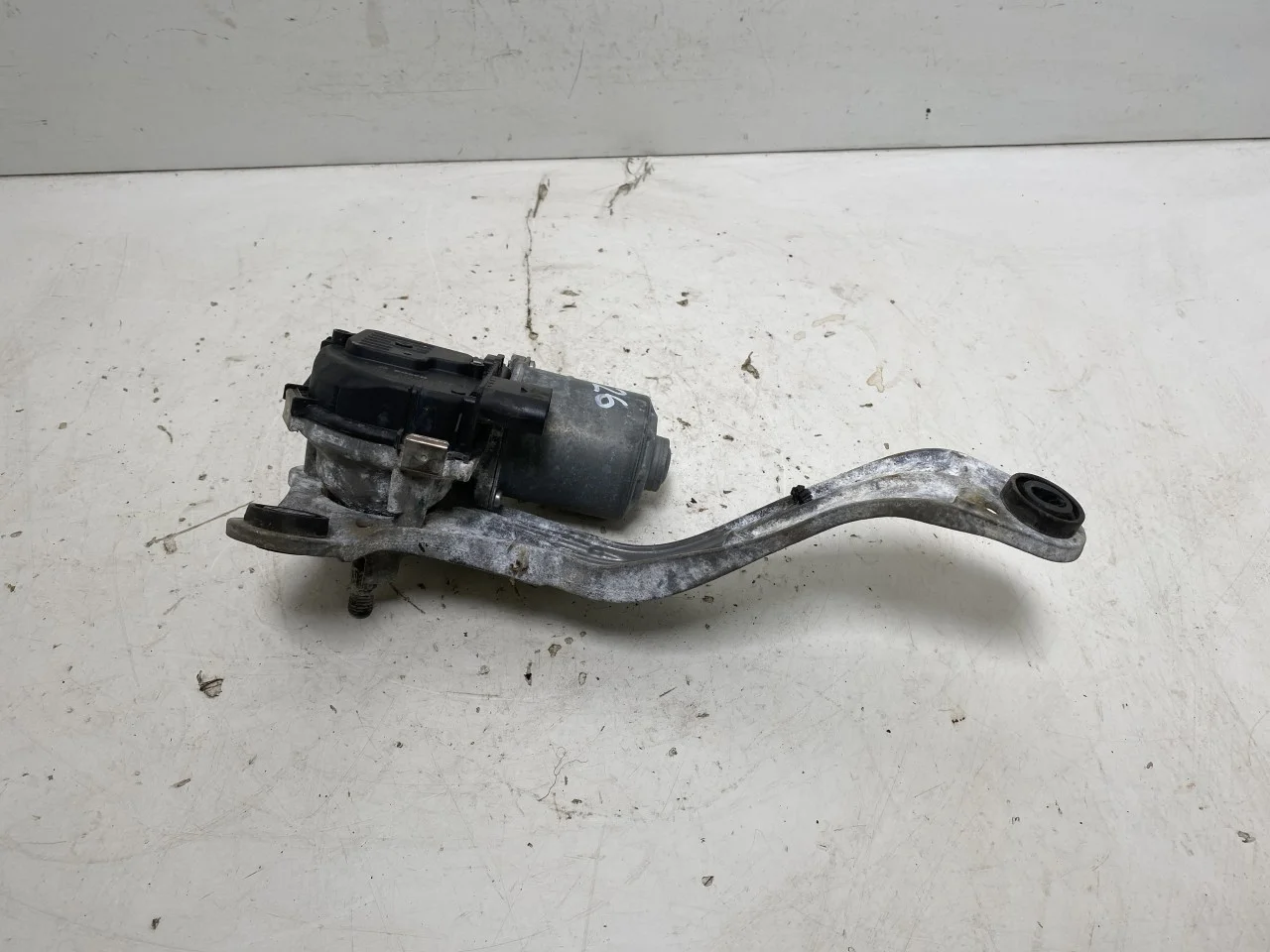 Volkswagen ID.3 2021- Ablaktörlő motor, szélvédő nézet 2
